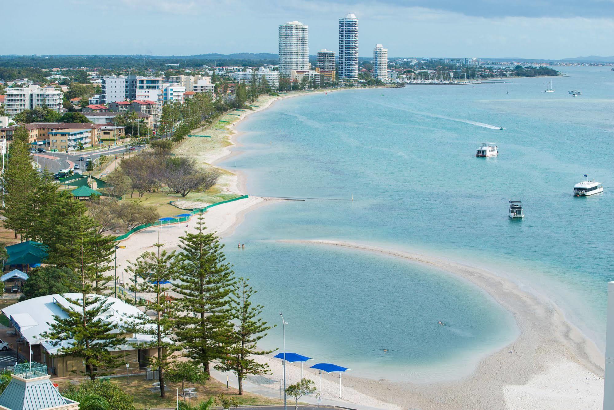 Sandy Point Beach Resort Gold Coast Exteriér fotografie